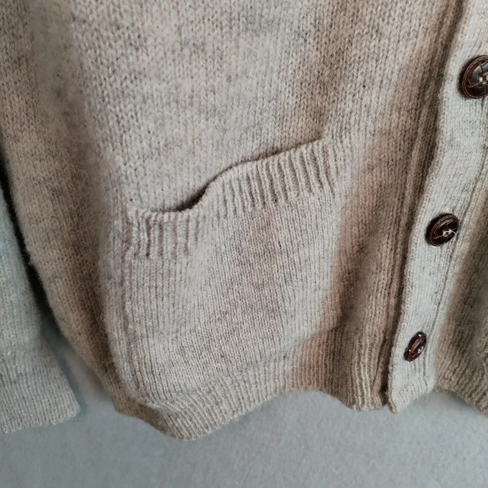 VTG Pitlochry Scotland Shetland Wool Cardigan Sweater Men's 44 Large Beige Tan